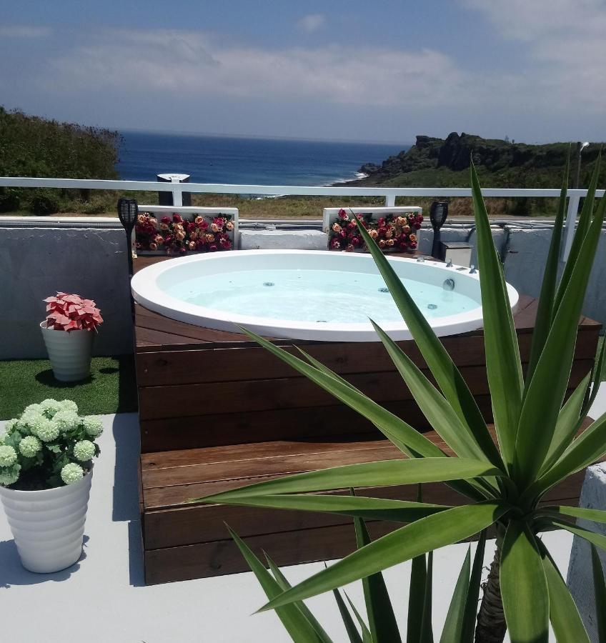 Small House - Cliff Hotel Hengchun Exterior photo